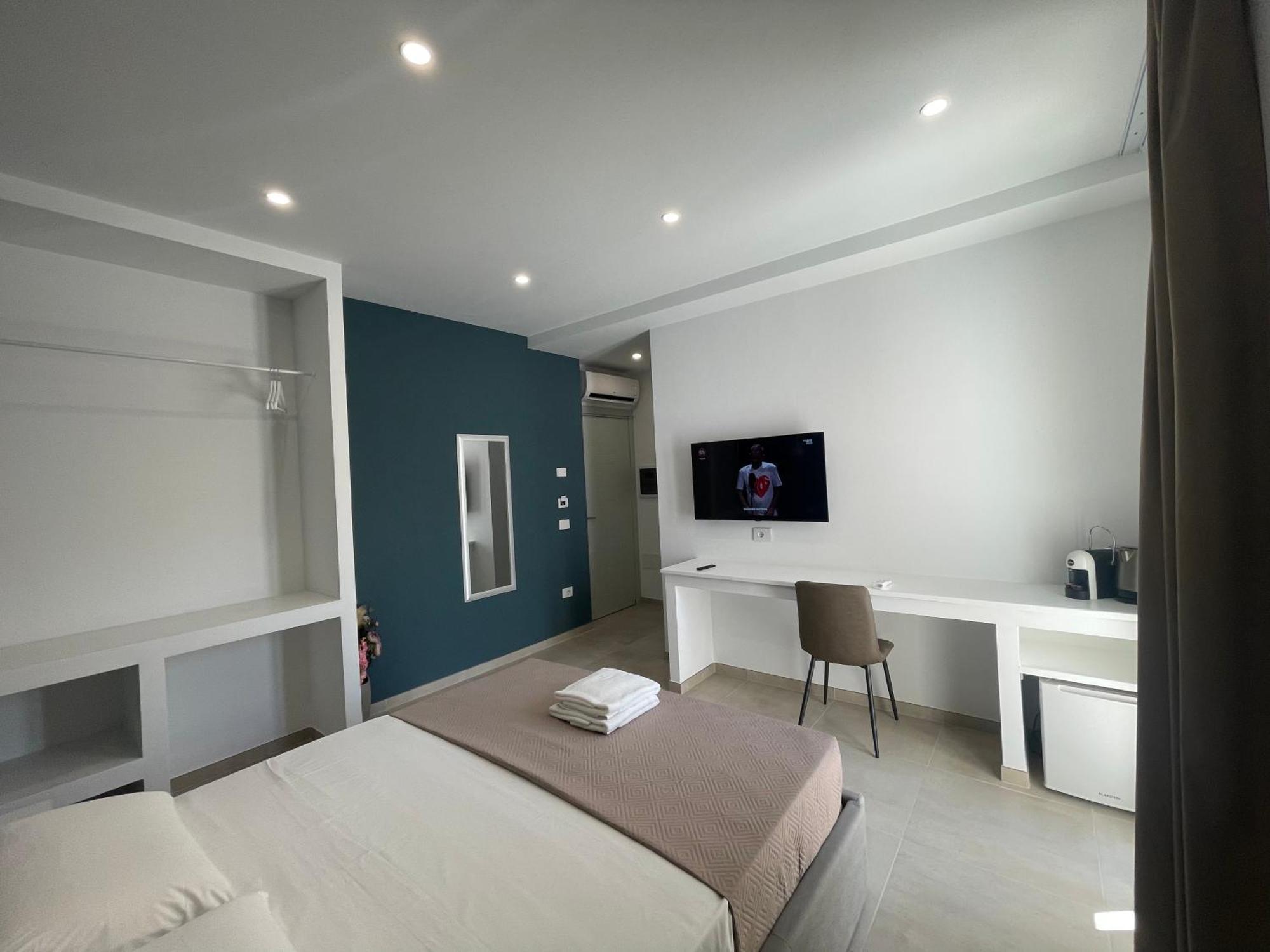 Bullerjanos Hotel ออลเบีย ภายนอก รูปภาพ